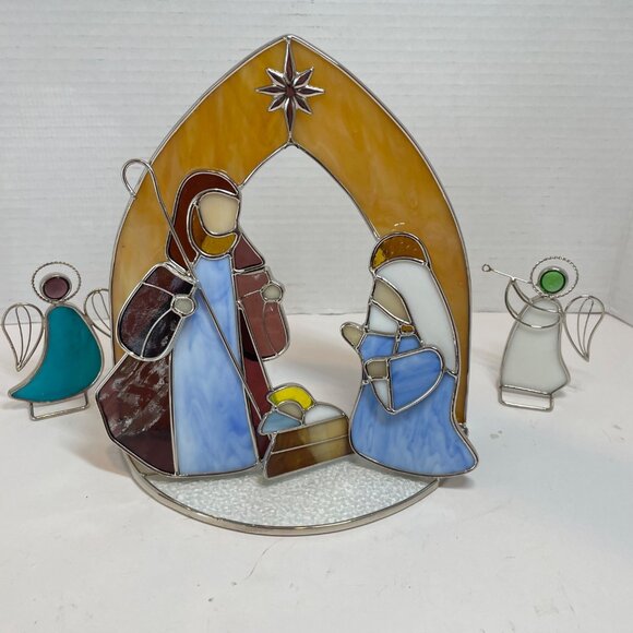 Handcrafted Stained Glass Nativity Scene With Holy Family & Star Design - Picture 6 of 11